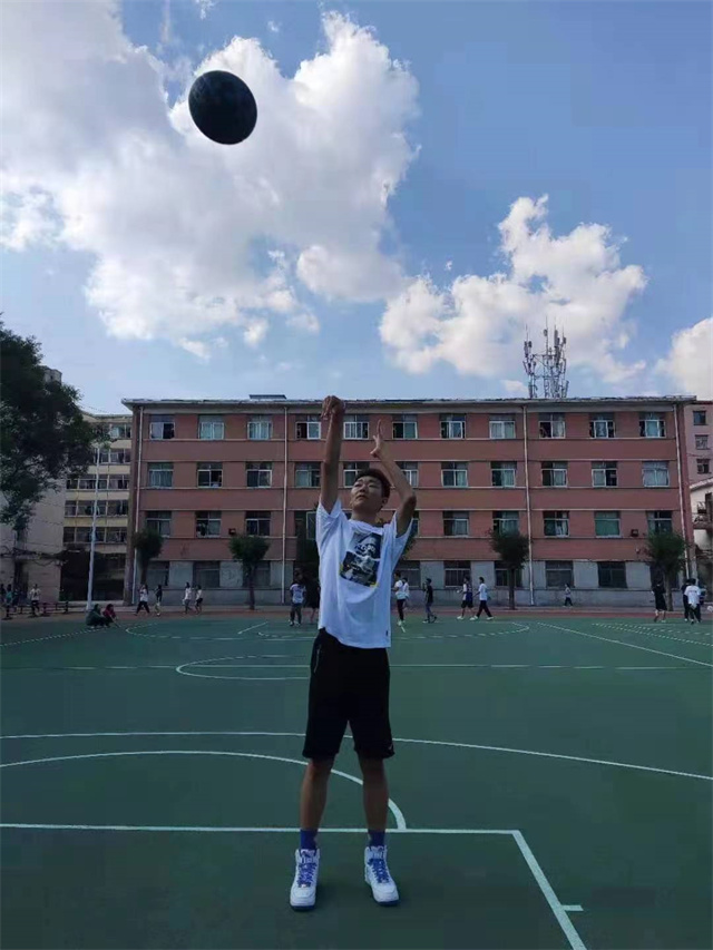 【新生说】张峰嵛:多高?两米!这只是他的一个优势