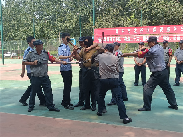 【我与信院的故事】胡隽:象牙塔的卫士