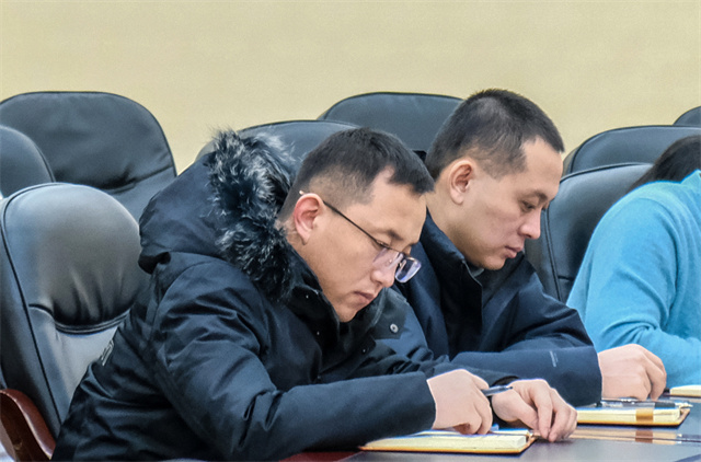 我校组织观看学习贯彻党的十九届六中全会精神、省第十二次党代表大会精神省委宣讲团视频宣讲报告会