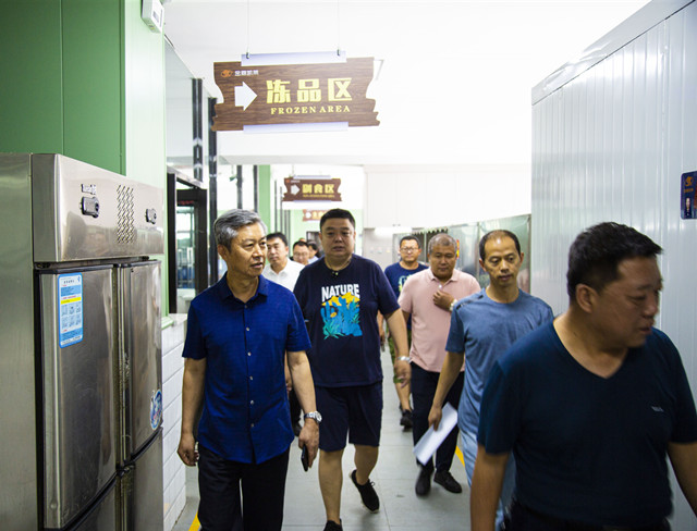 我校开展暑期校园安全大检查