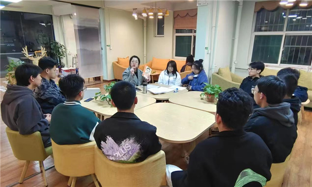 与大咖的第8次奇遇:8个小故事走近阿里巴巴