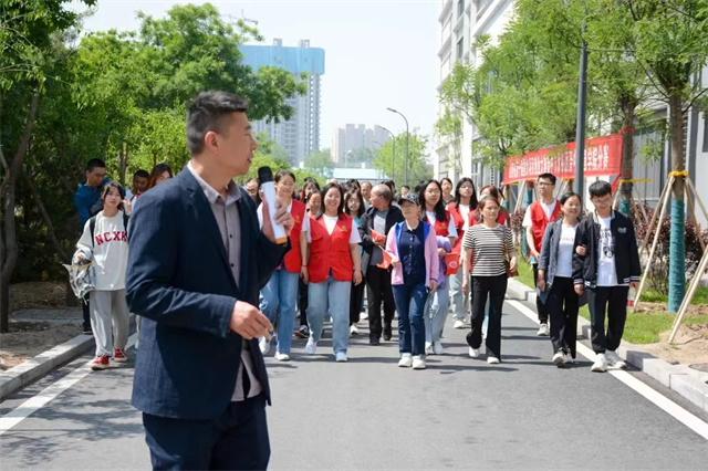 【家长开放日】淬炼·国际商学院用爱搭建家校桥梁 携手共话学生成长