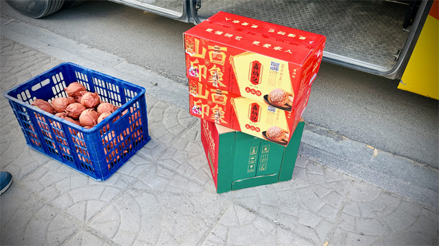 “点对点”校园直通车来我校接返19名学生,稷山县教育局暖心护航学子返乡