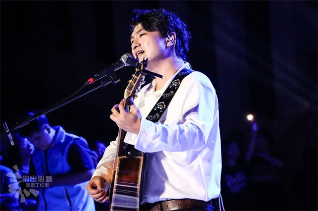 毕业音乐会,信院师生和安子与九妹乐队一起燃爆这个盛夏!