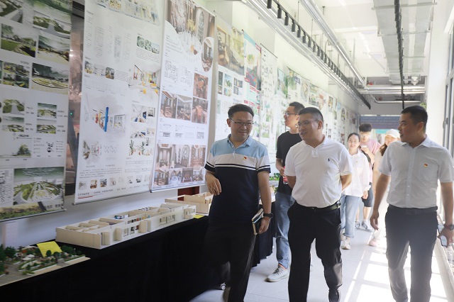 我校与晋中市太谷区乡村振兴服务中心合作共建志愿服务基地正式揭牌