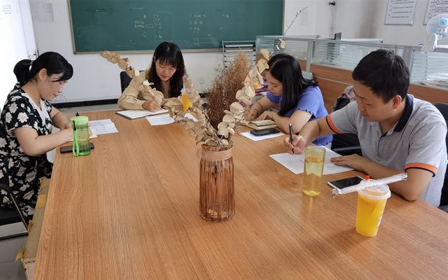 淬炼商学院系列宣讲会、研讨会探寻新时代国际商科的人文公式
