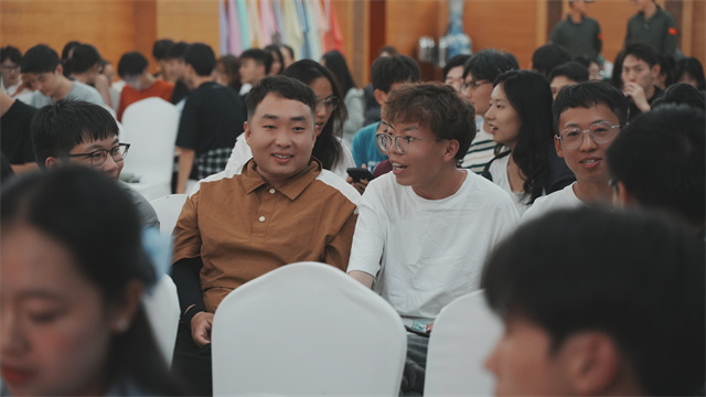 我校书院师生受邀参加第五届中国大学生沙漠挑战赛