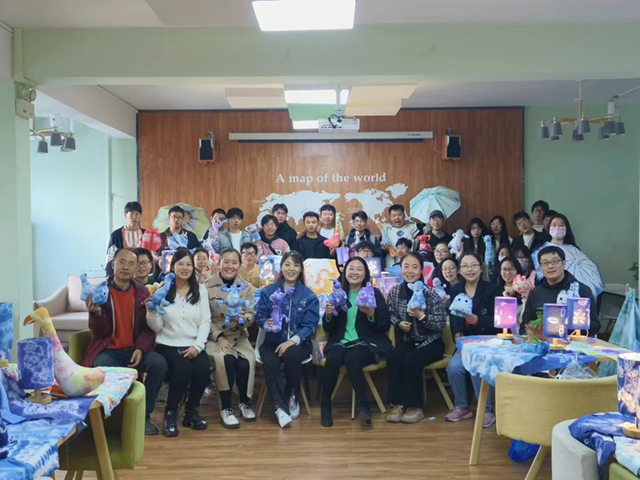 解锁设计作品“新”玩法——我校艺术传媒学院首届设计周启动