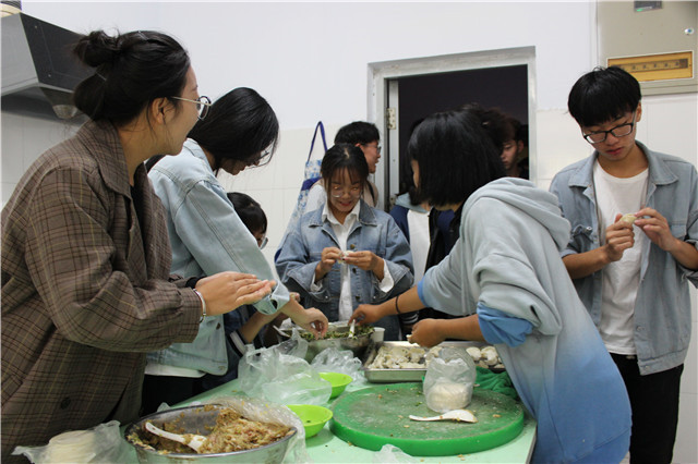 我校2019级荣誉生开学典礼暨远景开放日成功举办