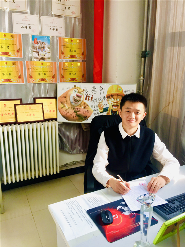 回眸与展望Ⅲ:十年情缘 我与母校共成长