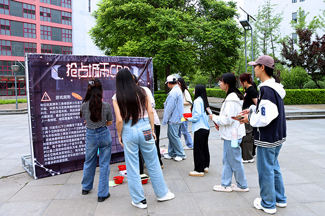 “嗨”翻校园的新世界2048校园幻想节,如此惊艳!