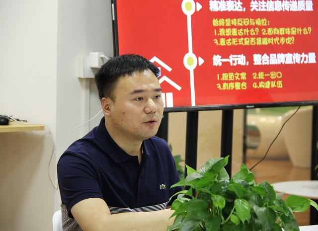 我校召开品牌营销与新闻宣传工作座谈会