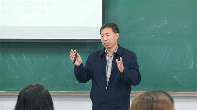 我校连续7年开设新生研讨课、体验课 趣味潮课受学生热捧