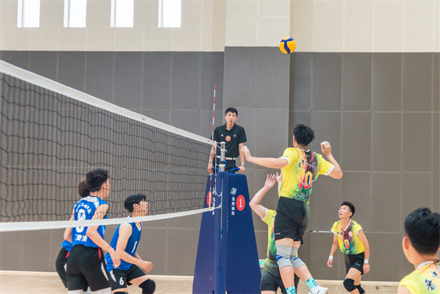 山西省学生排球锦标赛（大学组）在我校展开角逐