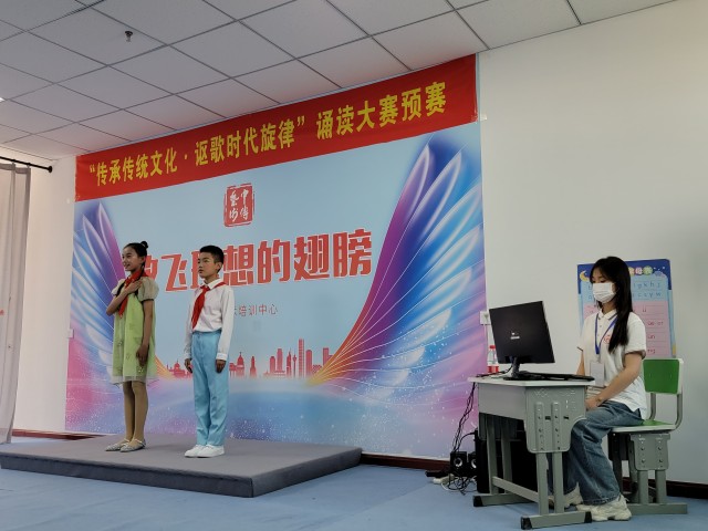 我校师生志愿者助力太谷区“传承传统文化·讴歌时代旋律”诵读大赛