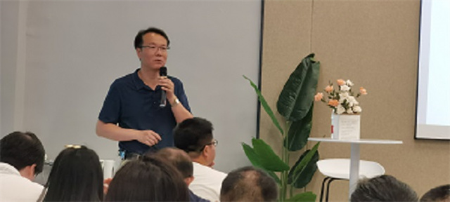 我校召开2023年度校级教学成果奖评审暨申报专题培训会