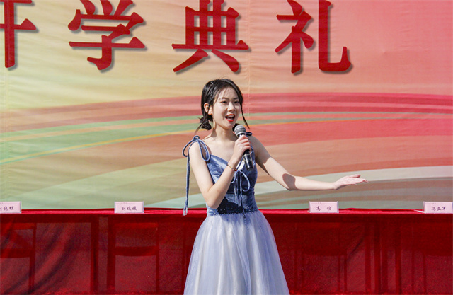 青春启航!我校分批举行2022级新生开学典礼