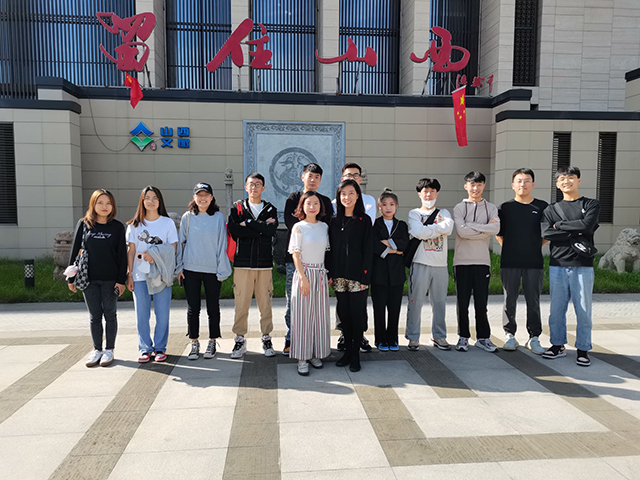 杜航:把艺术变为学生的热爱