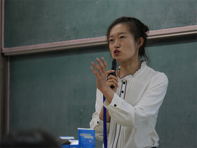 【我与信院的故事】董文媛:热爱我的热爱