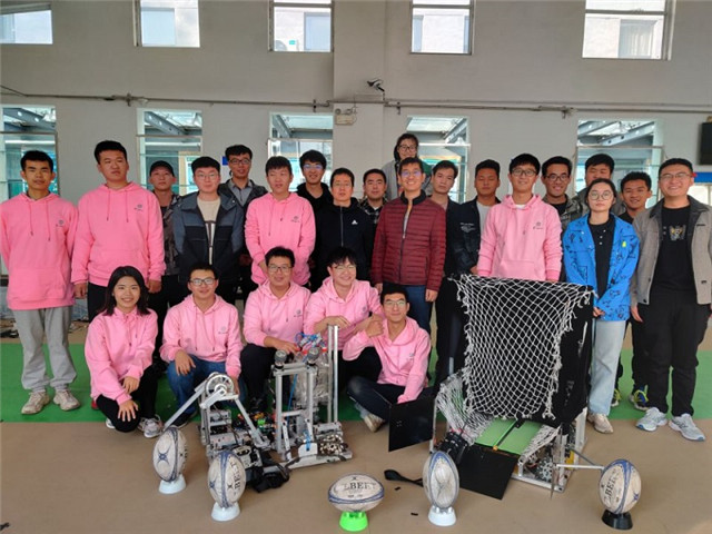 我校在第十九届全国大学生机器人大赛中再创佳绩