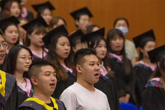骊歌轻响致远方!我校隆重举行2022届学生毕业典礼暨学位授予仪式